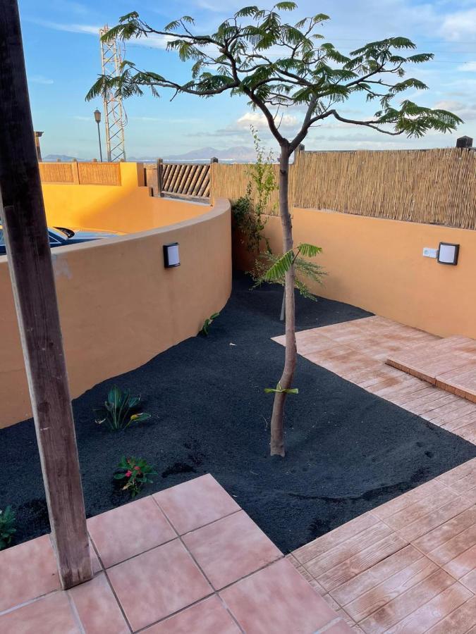 Villa Marie Agradable Y Tranquila Maison Con Piscina 코라레호 외부 사진