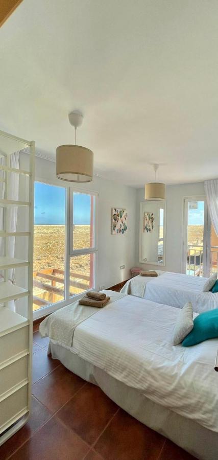 Villa Marie Agradable Y Tranquila Maison Con Piscina 코라레호 외부 사진